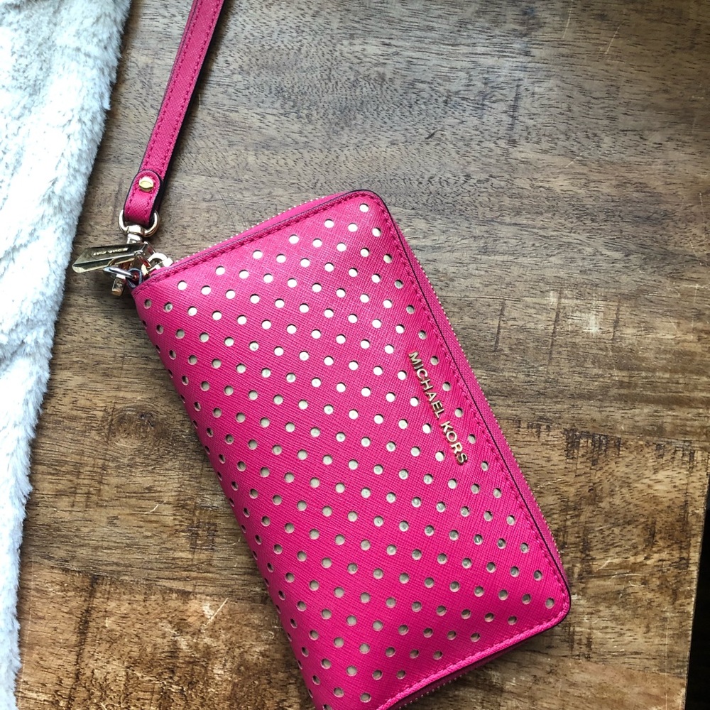 Michael Kors Wristlet